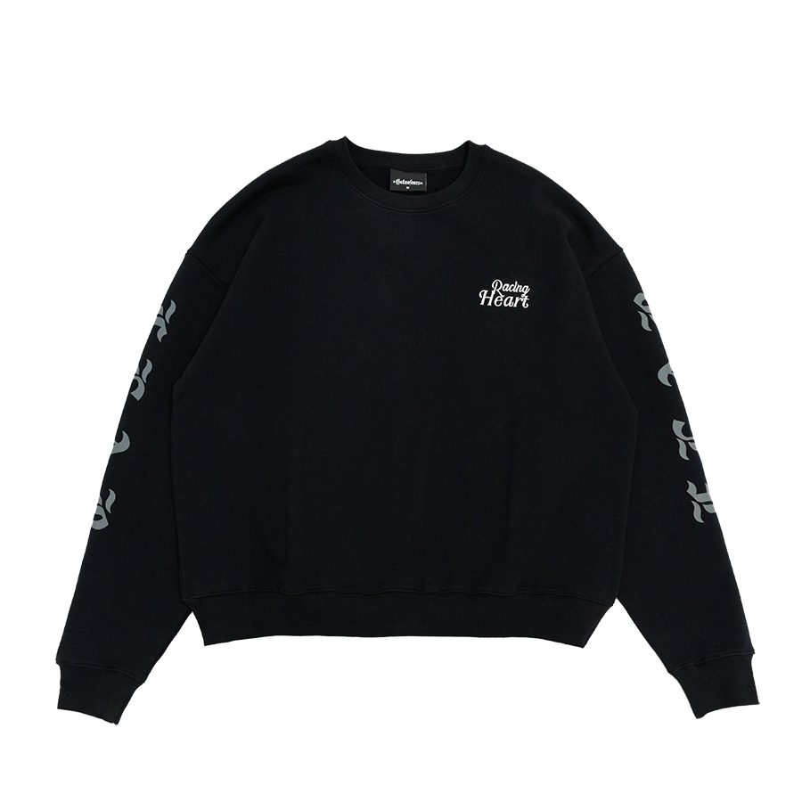 RACING HEART OVERSIZED SWEATSHIRT│金屬盔甲騎士大學服_1