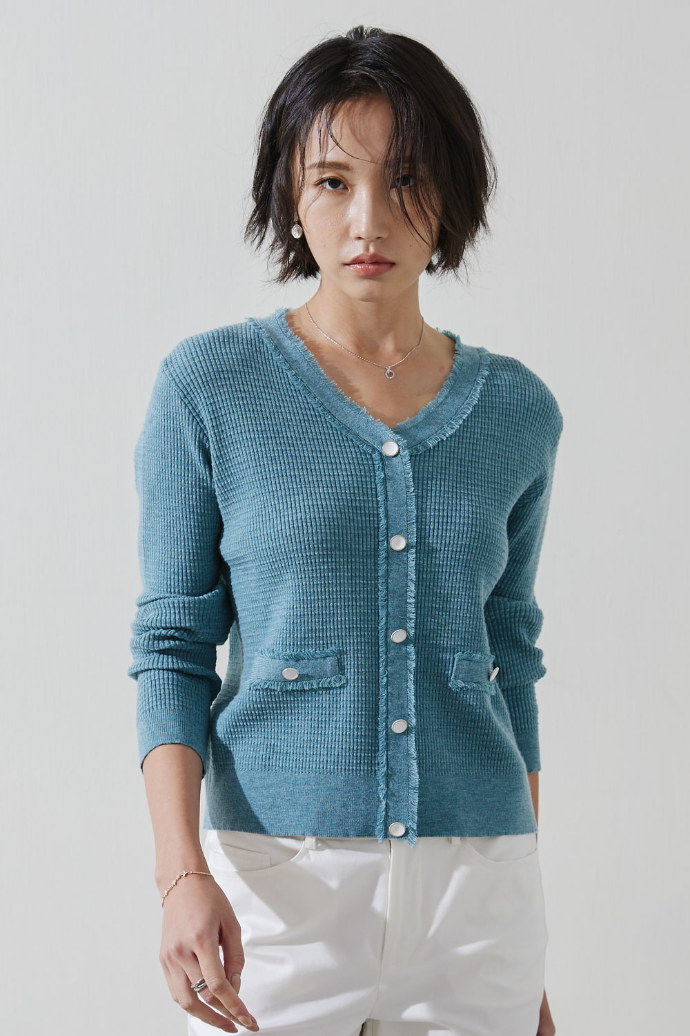 SST&C #Online Exclusive  Women'S Diamond Green V-Neck Raw Edge Sweater | 8662210002  (Outlet)_3