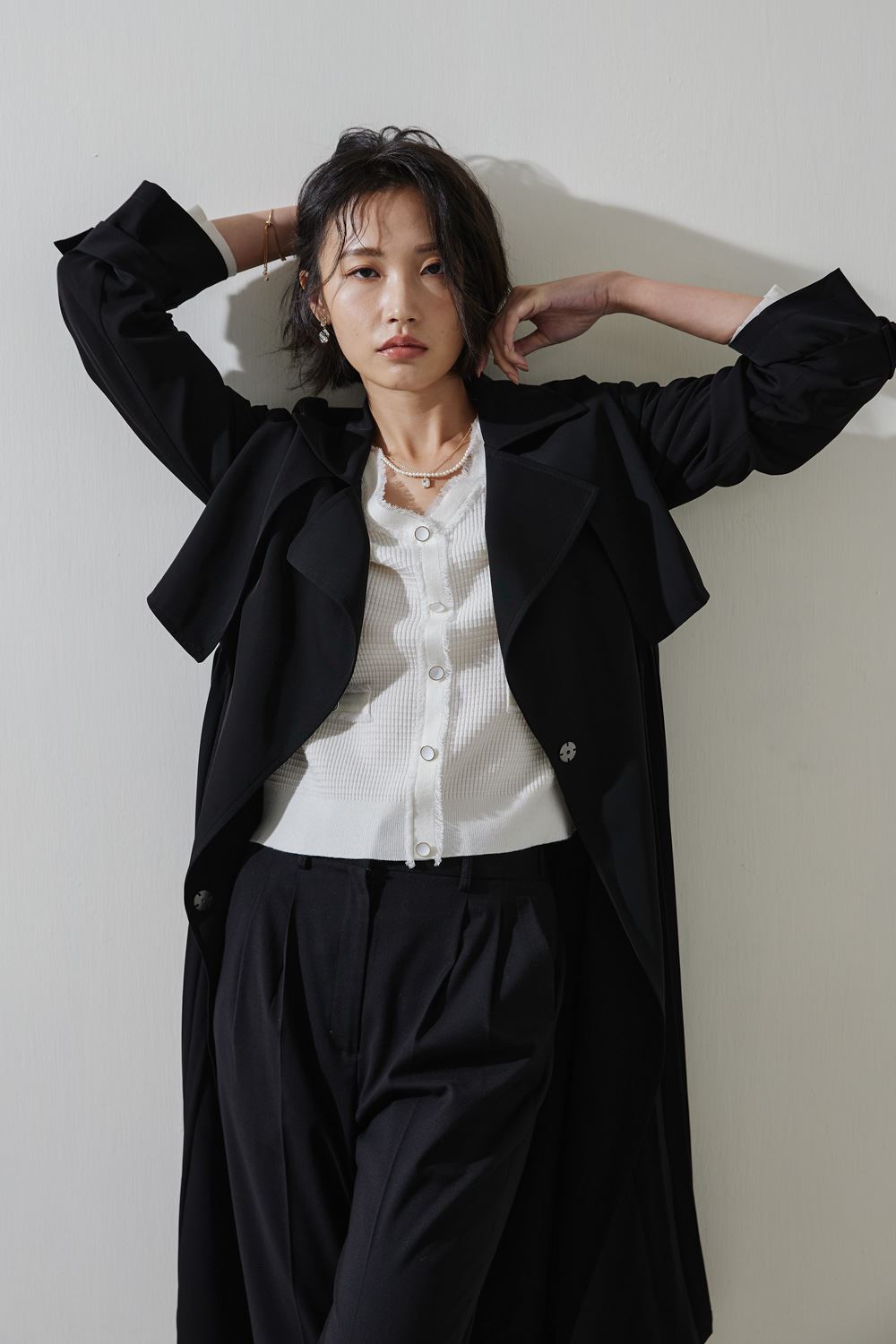 SST&C #Online Exclusive  Black Pleated Trench Coat | 8162211007  (Outlet)_3