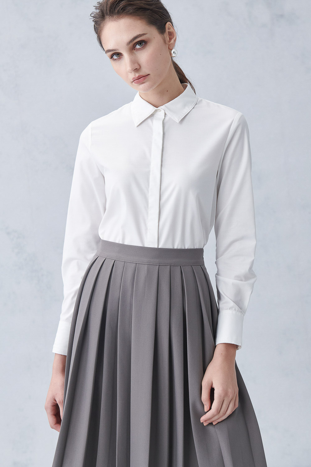 SST&C Gray Symmetrical Pleated Skirt | 8362211003  (Outlet)_2