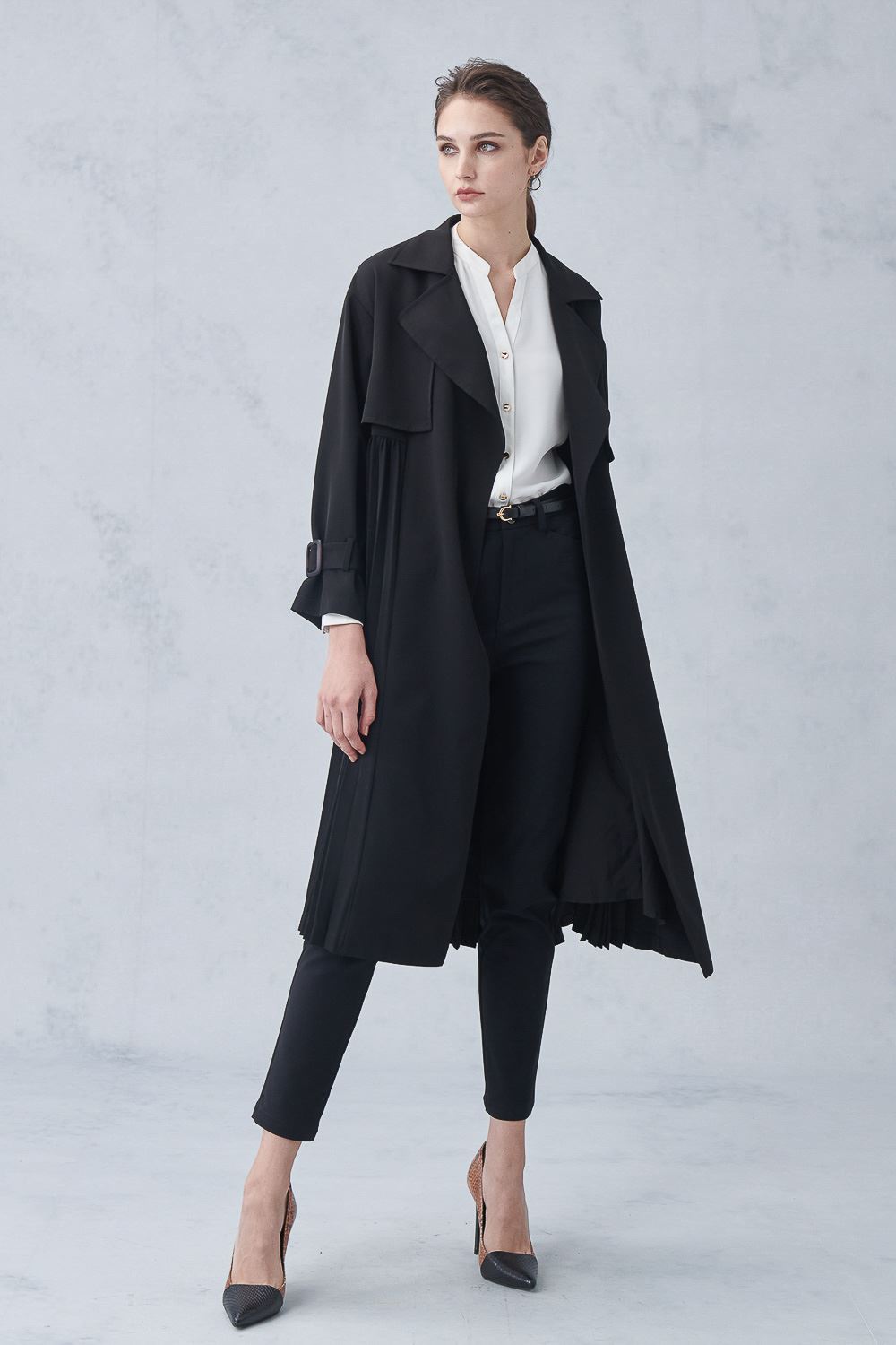 SST&C #Online Exclusive  Black Pleated Trench Coat | 8162211007  (Outlet)_3