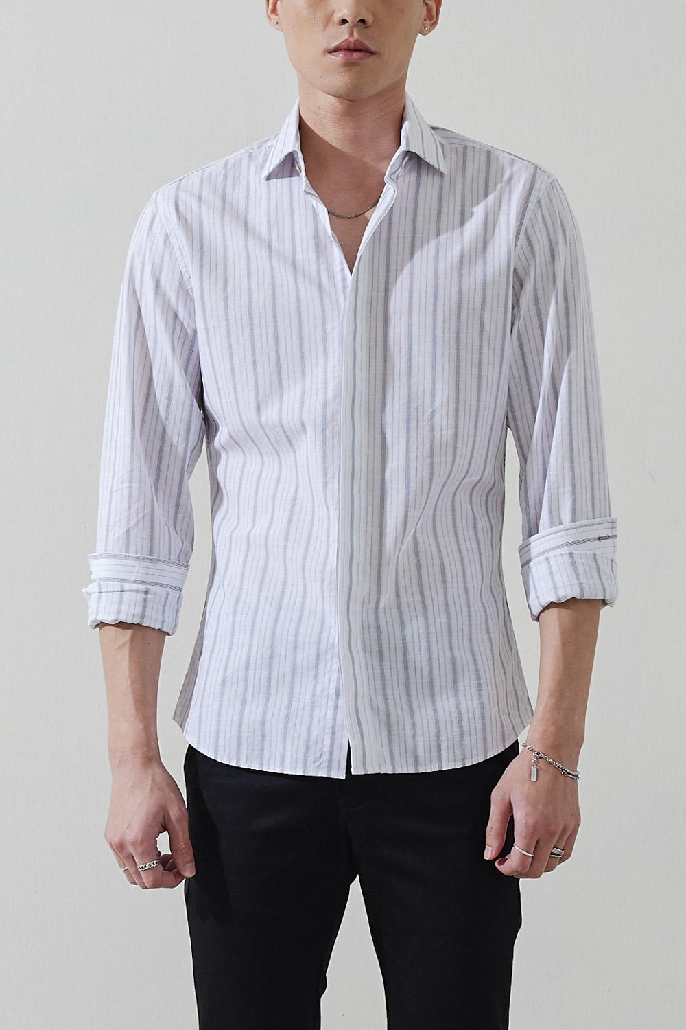 SST&C #Comfortable Pure Cotton  Irregular Black Striped Pattern Standard Shirt On White Background | 0312210017  (Outlet)_1