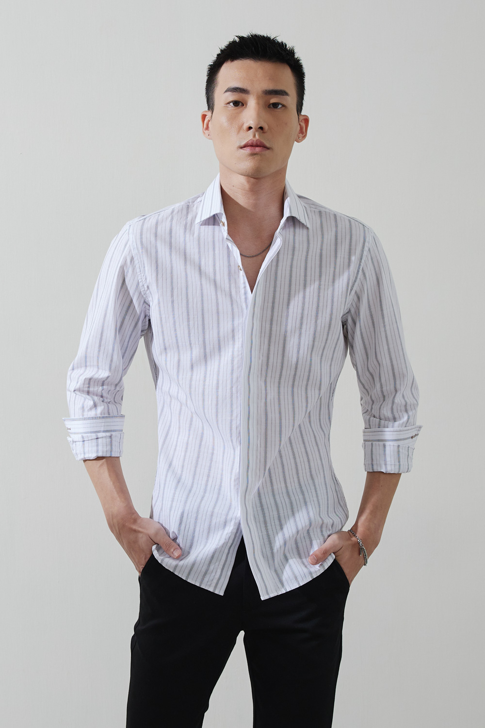 SST&C #Comfortable Pure Cotton  Irregular Black Striped Pattern Standard Shirt On White Background | 0312210017  (Outlet)_2