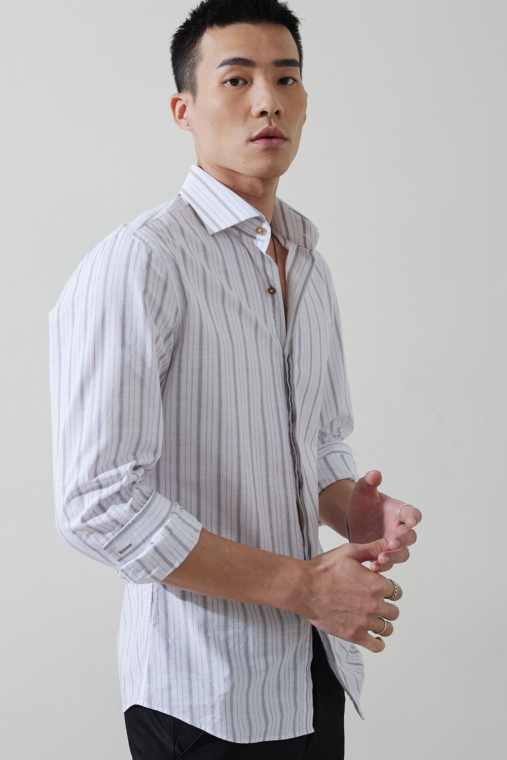 SST&C #Comfortable Pure Cotton  Irregular Black Striped Pattern Standard Shirt On White Background | 0312210017  (Outlet)_4