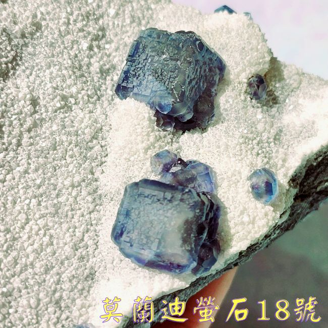 莫蘭迪螢石18號~中國福建Fluorite/幾何螢石/QR code螢石~智慧之石、平衡與精進心智、精神保護與能量提升_5