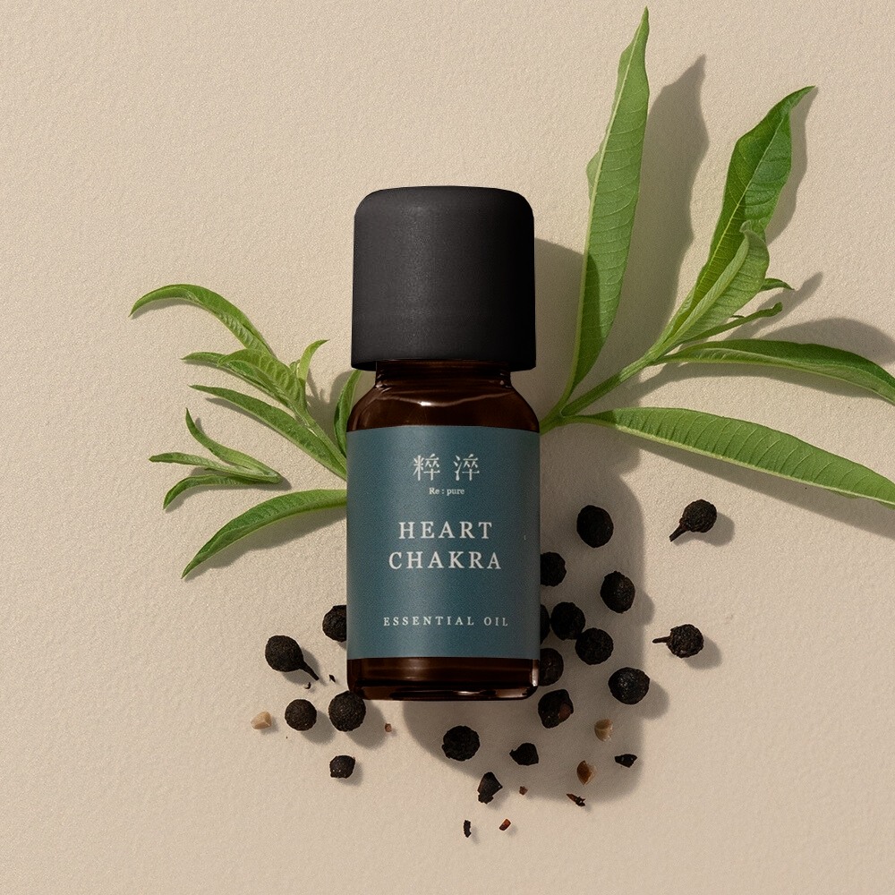 【愛】舒心香氣 七脈輪心輪複方精油10ml(黑蓋包裝)|給你疏通解胸悶_0