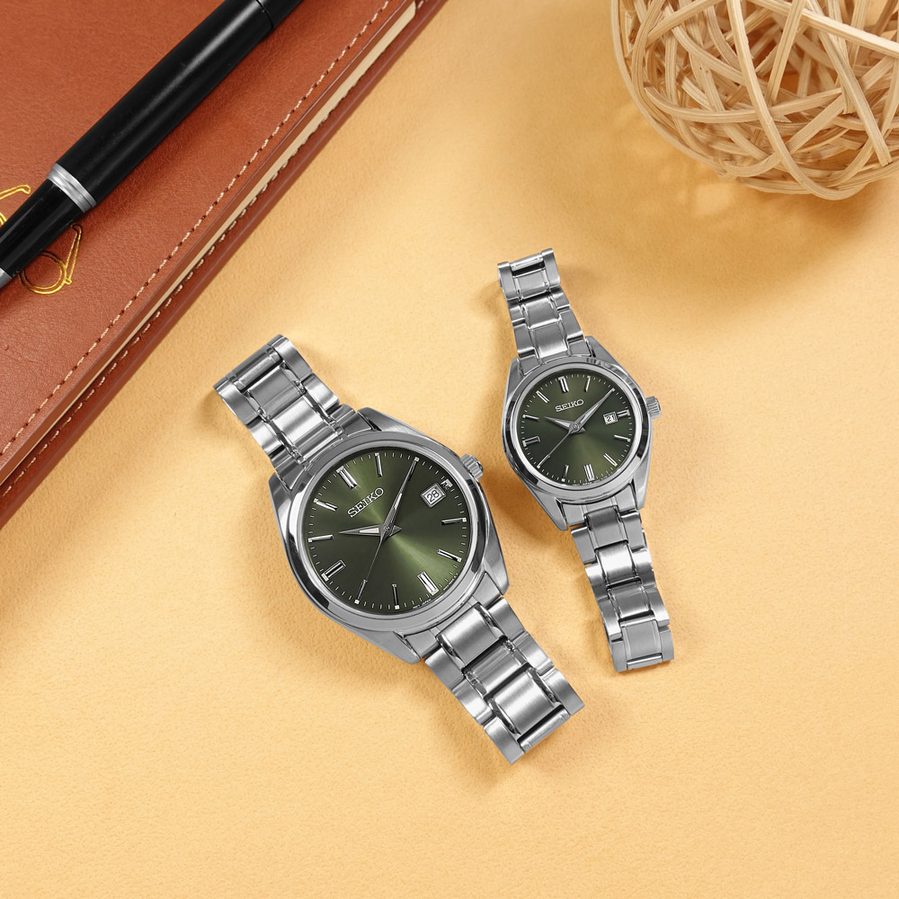 SEIKO 精工/  / 簡約風格日期防水100米不鏽鋼手錶情人對錶森林綠色40mm+30mm -  時刻表鐘錶飾品│官方網站- 時刻表心意