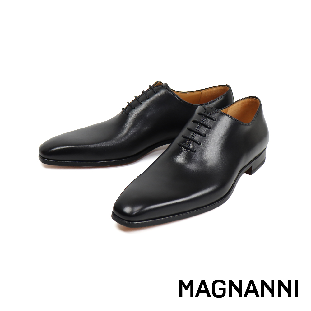 【MAGNANNI】西班牙手工經典素面牛津鞋 黑色(23806-BL)