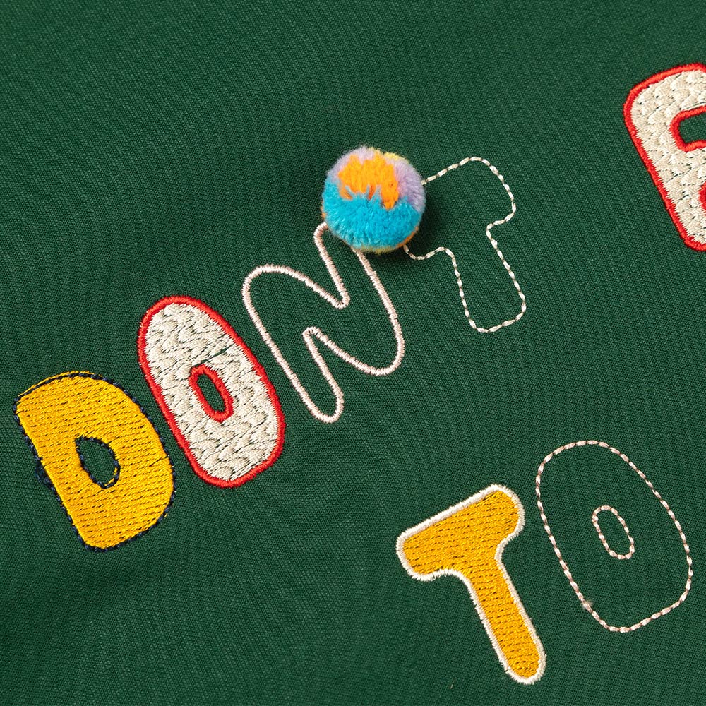 OUWEY歐薇 活潑跳色刺繡字母造型高含棉上衣(綠色；S-L)3223061636_2
