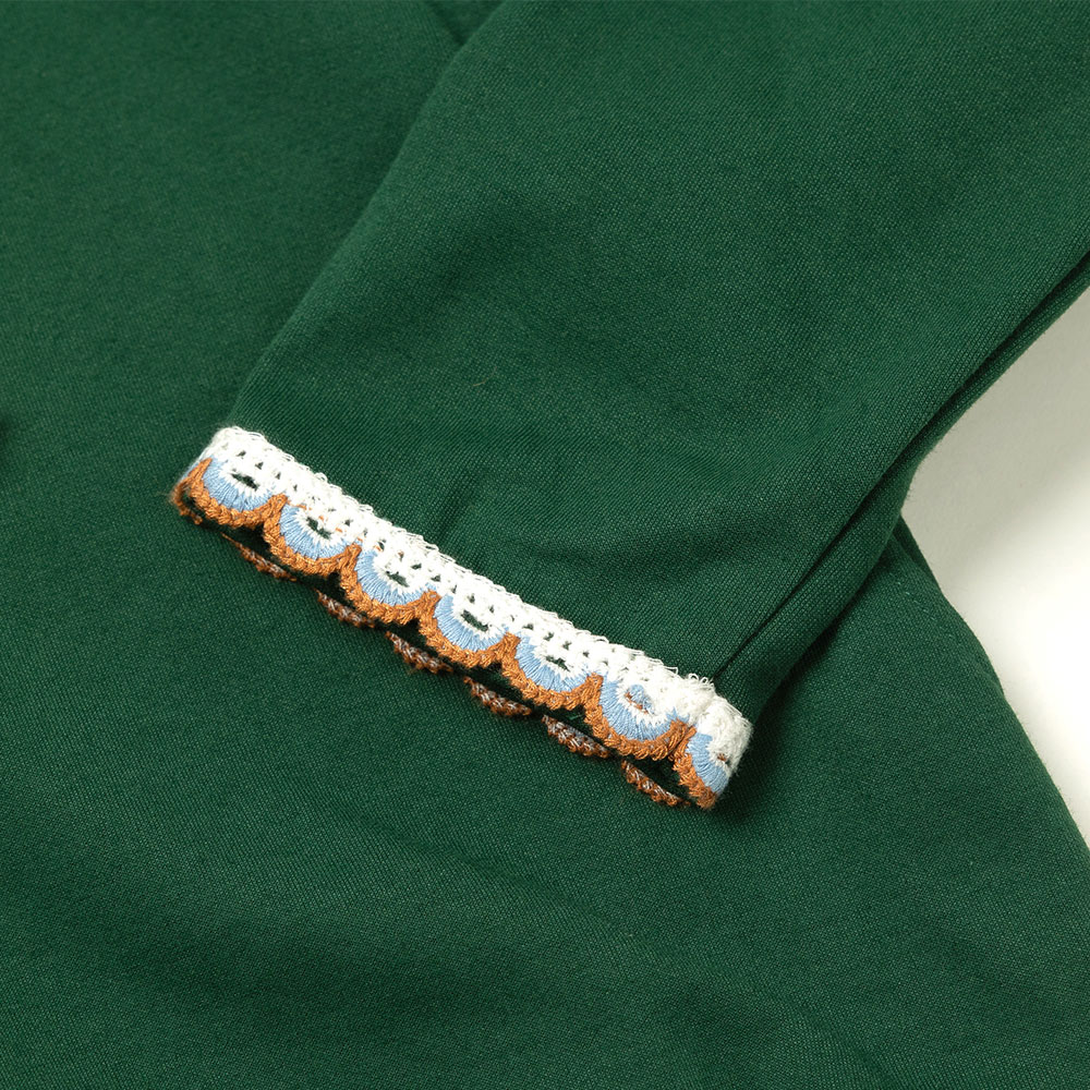 OUWEY歐薇 活潑跳色刺繡字母造型高含棉上衣(綠色；S-L)3223061636_3