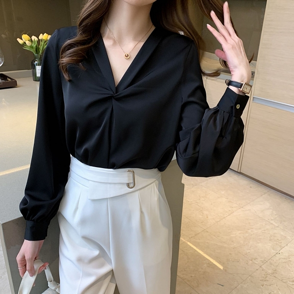知性素面扭結V領長袖上衣．白鳥麗子_6