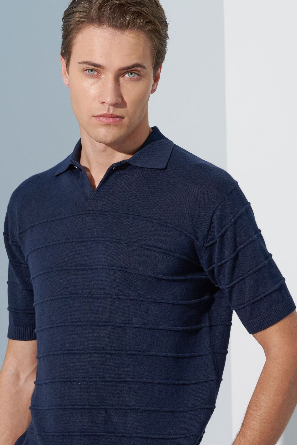 SST&C Ink Blue Single-Button Cotton and Linen Polo Collar Sweater | 1112302007  (Outlet)_1