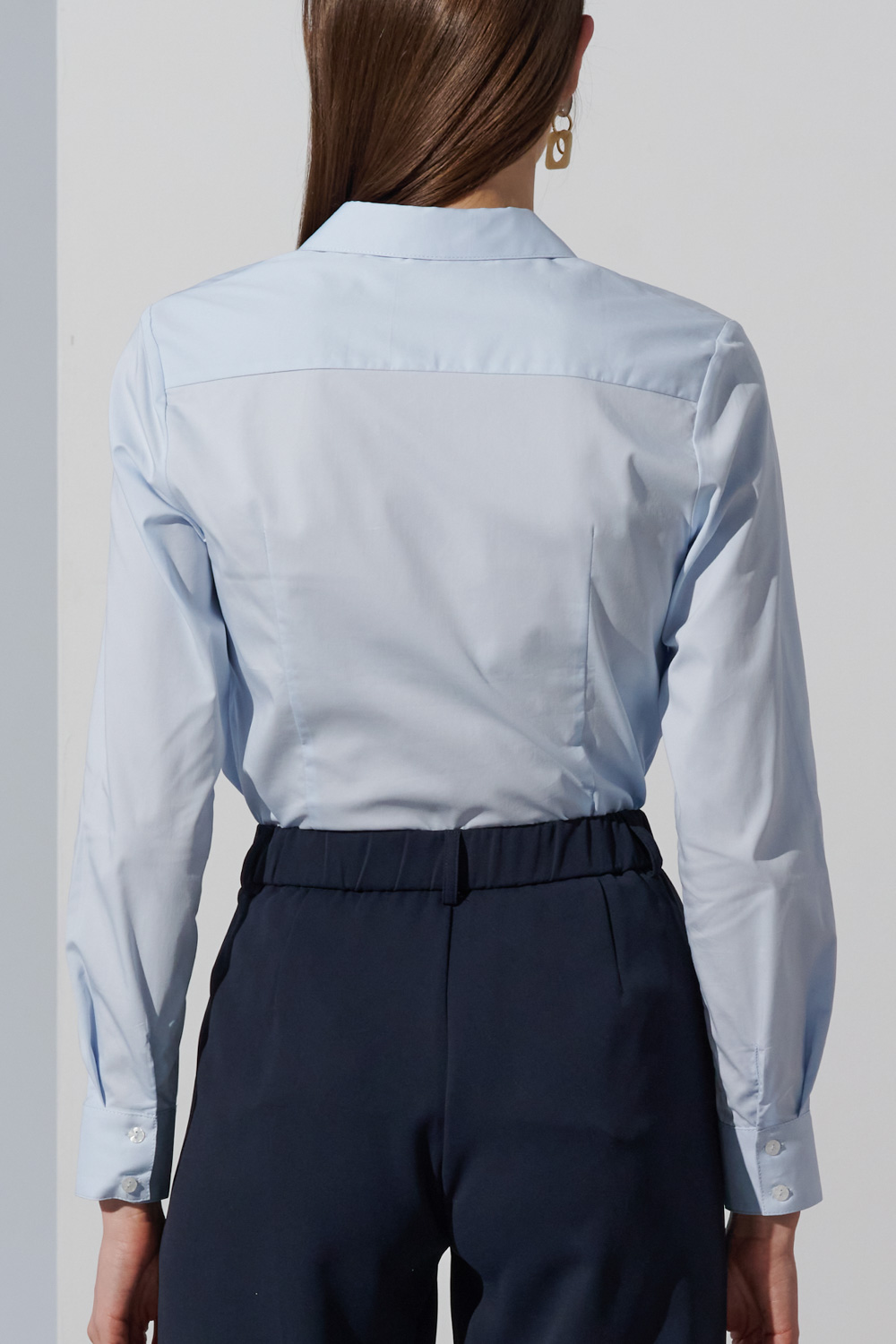 SST&C Light Ice Blue Basic V-Neck Slim Shirt | 7562302002  (Outlet)_6