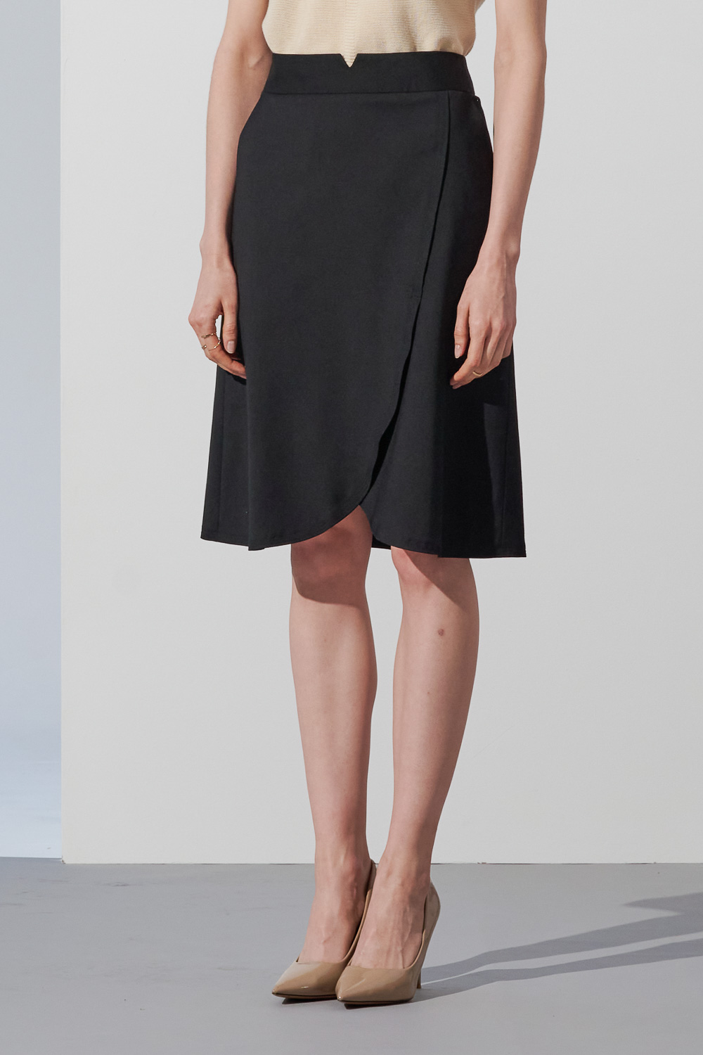 SST&C Basic Black A-Line Skirt | 7462302003  (Outlet)_0