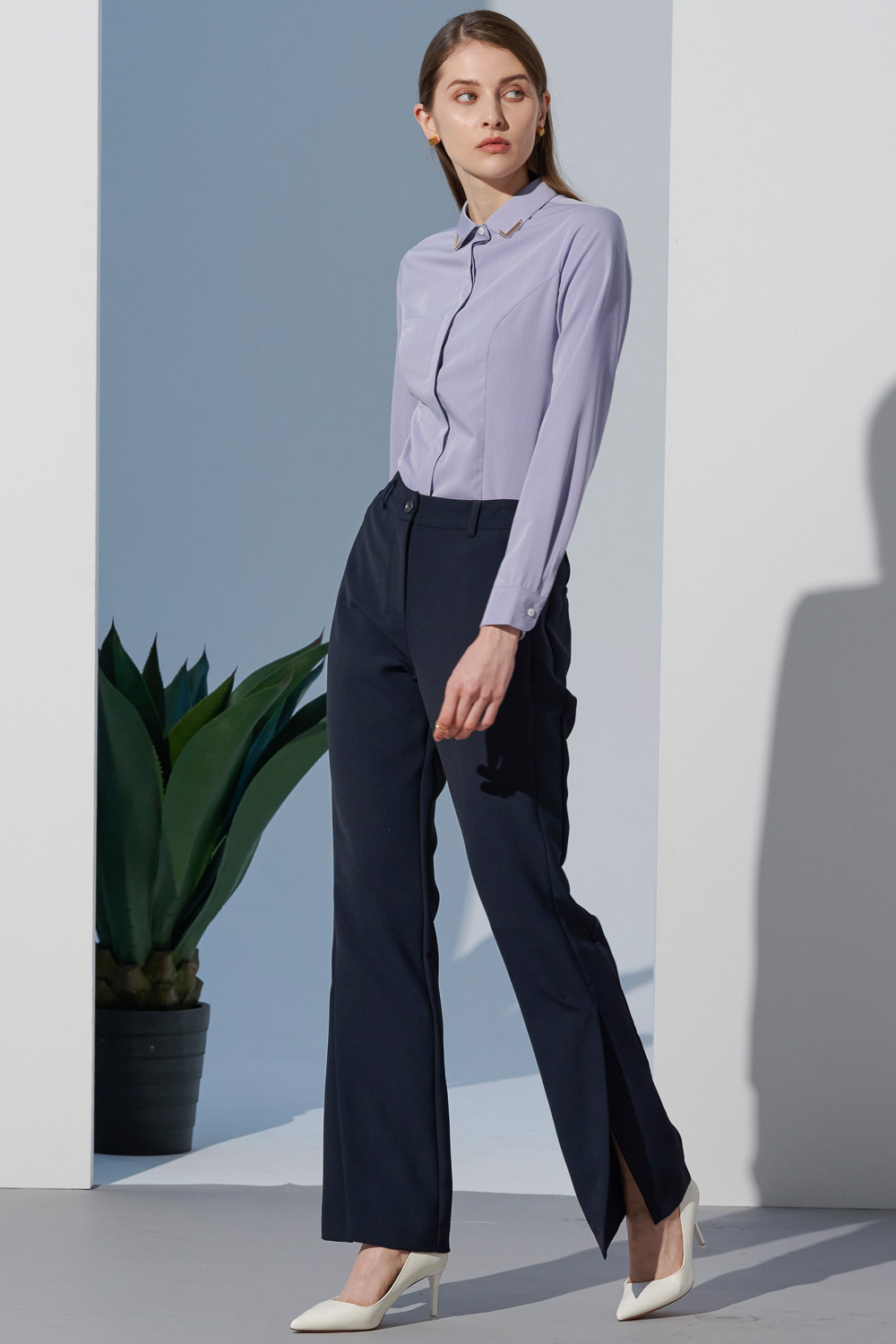 SST&C Dark Blue Mid-Waist Slit Flared Trousers | 8262302003  (Outlet)_2