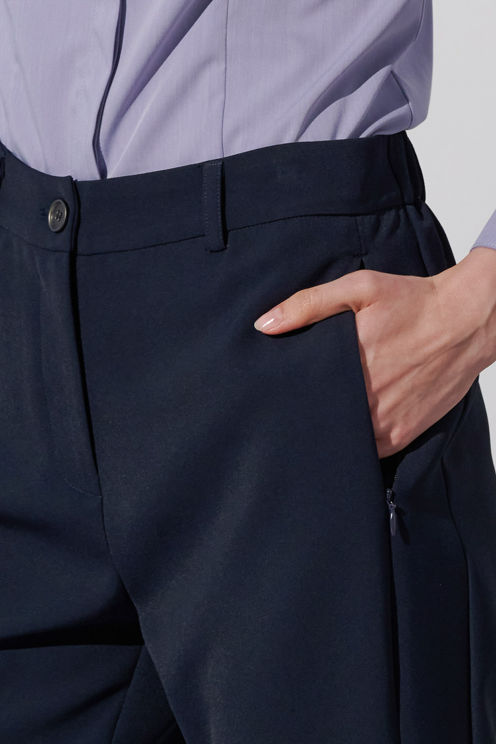 SST&C Dark Blue Mid-Waist Slit Flared Trousers | 8262302003  (Outlet)_6