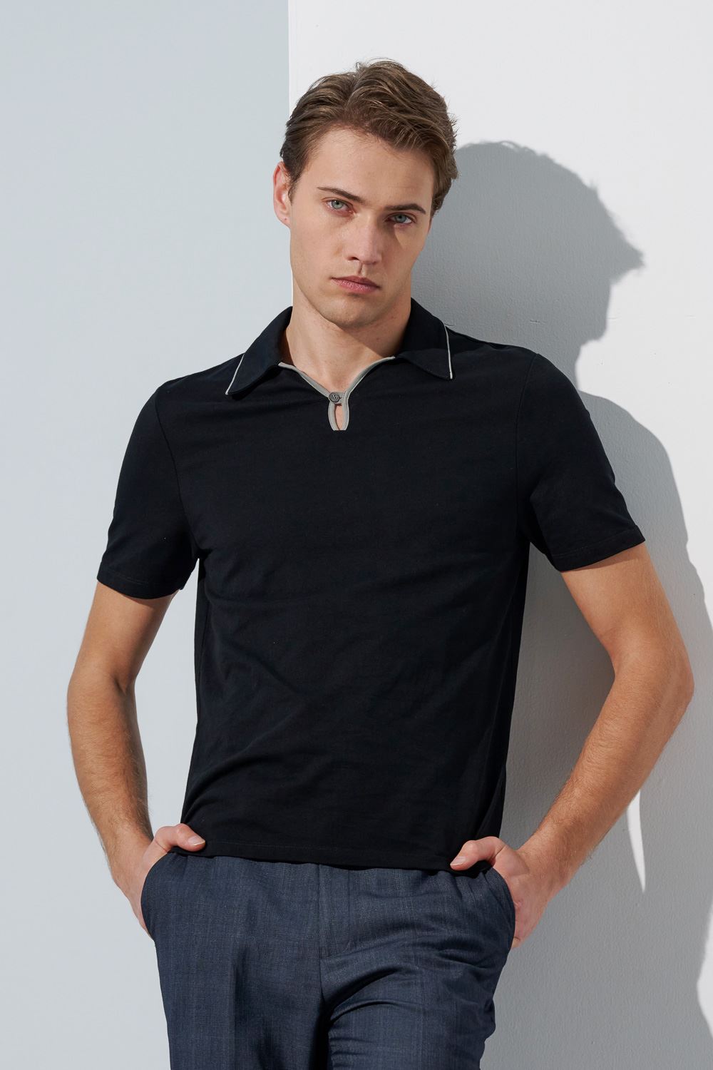 SST&C Black Single Button Contrast Trimming Polo Shirt | 1012303004  (Outlet)_0