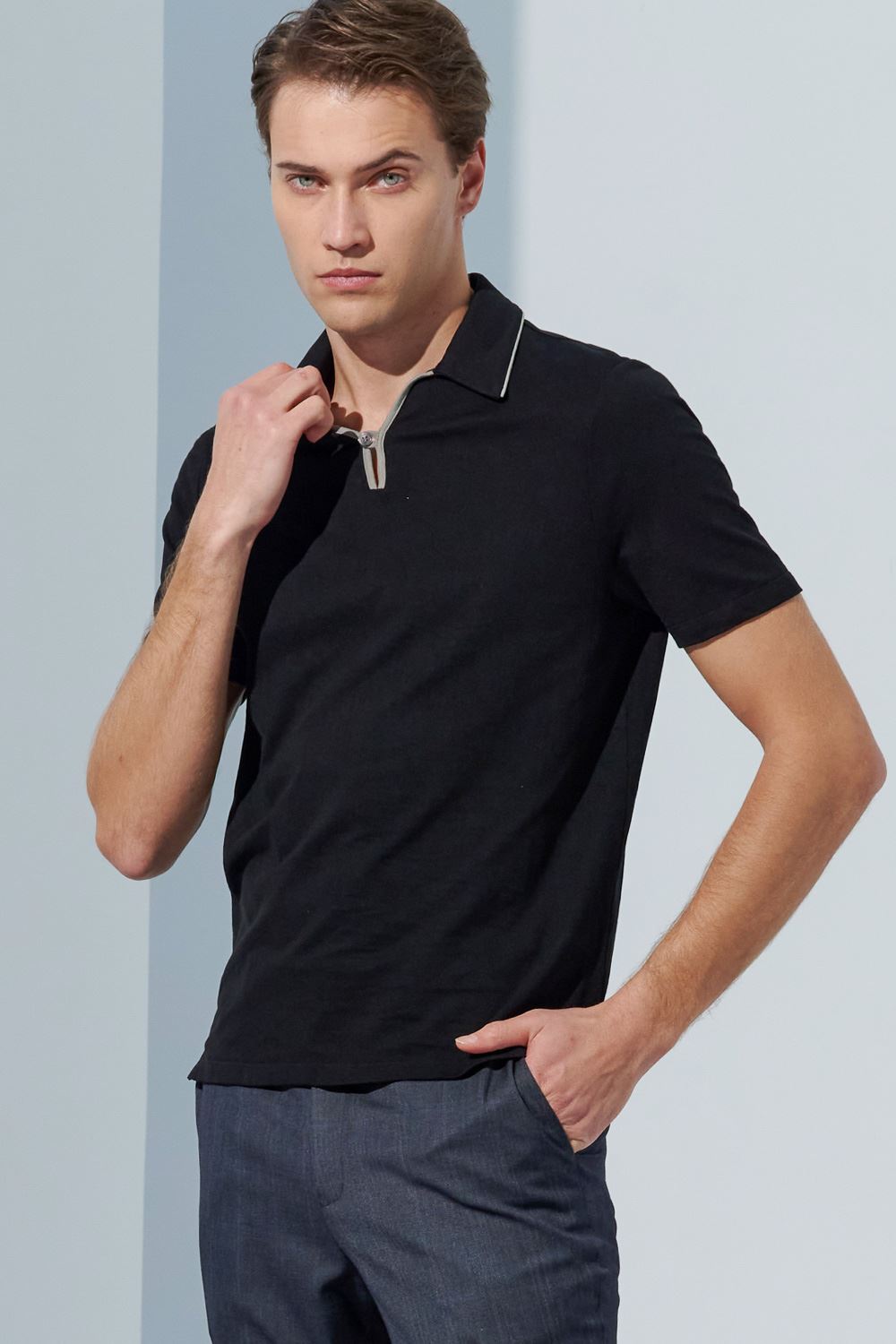 SST&C Black Single Button Contrast Trimming Polo Shirt | 1012303004  (Outlet)_1