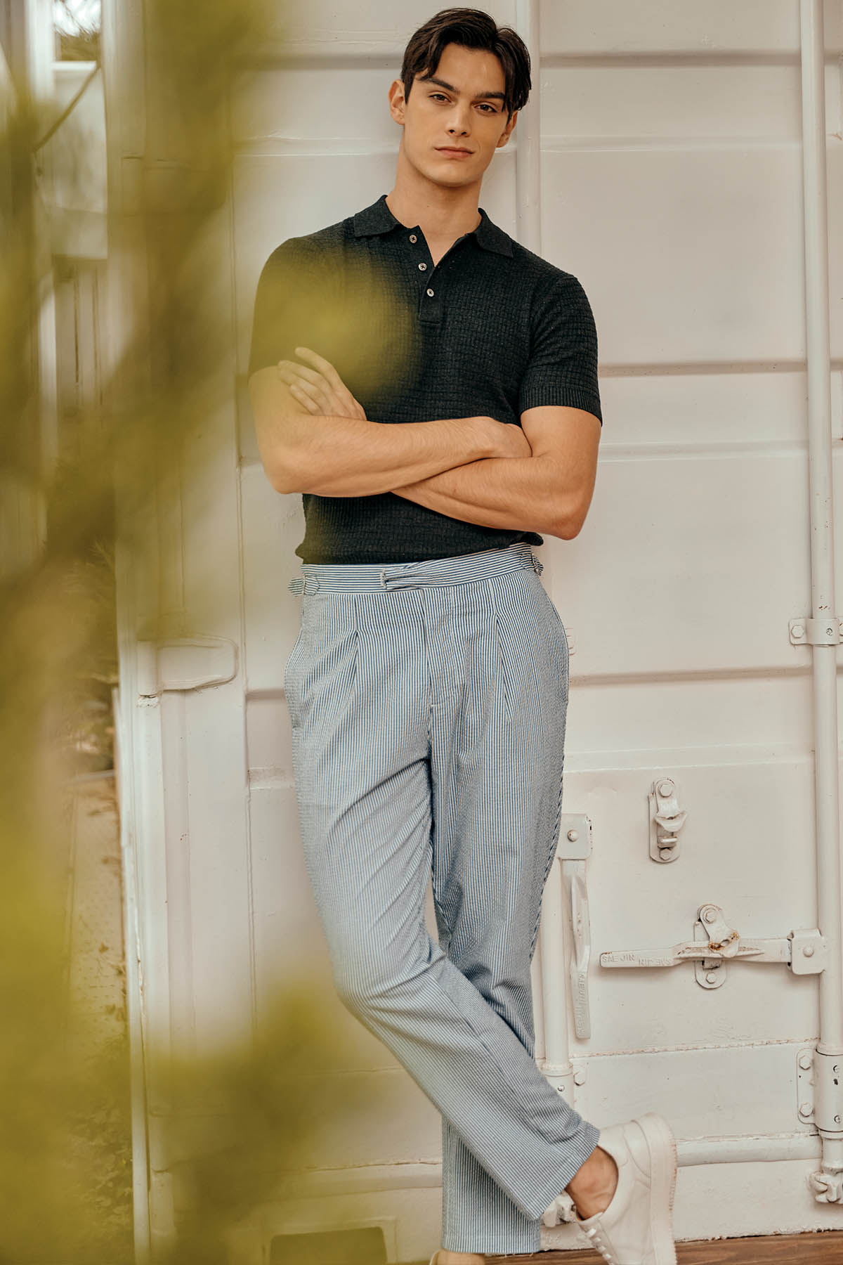 SST&C Gray and Blue Striped Pattern Seersucker Loose Fit Pleated Casual Trousers | 1212303005  (Outlet)_0