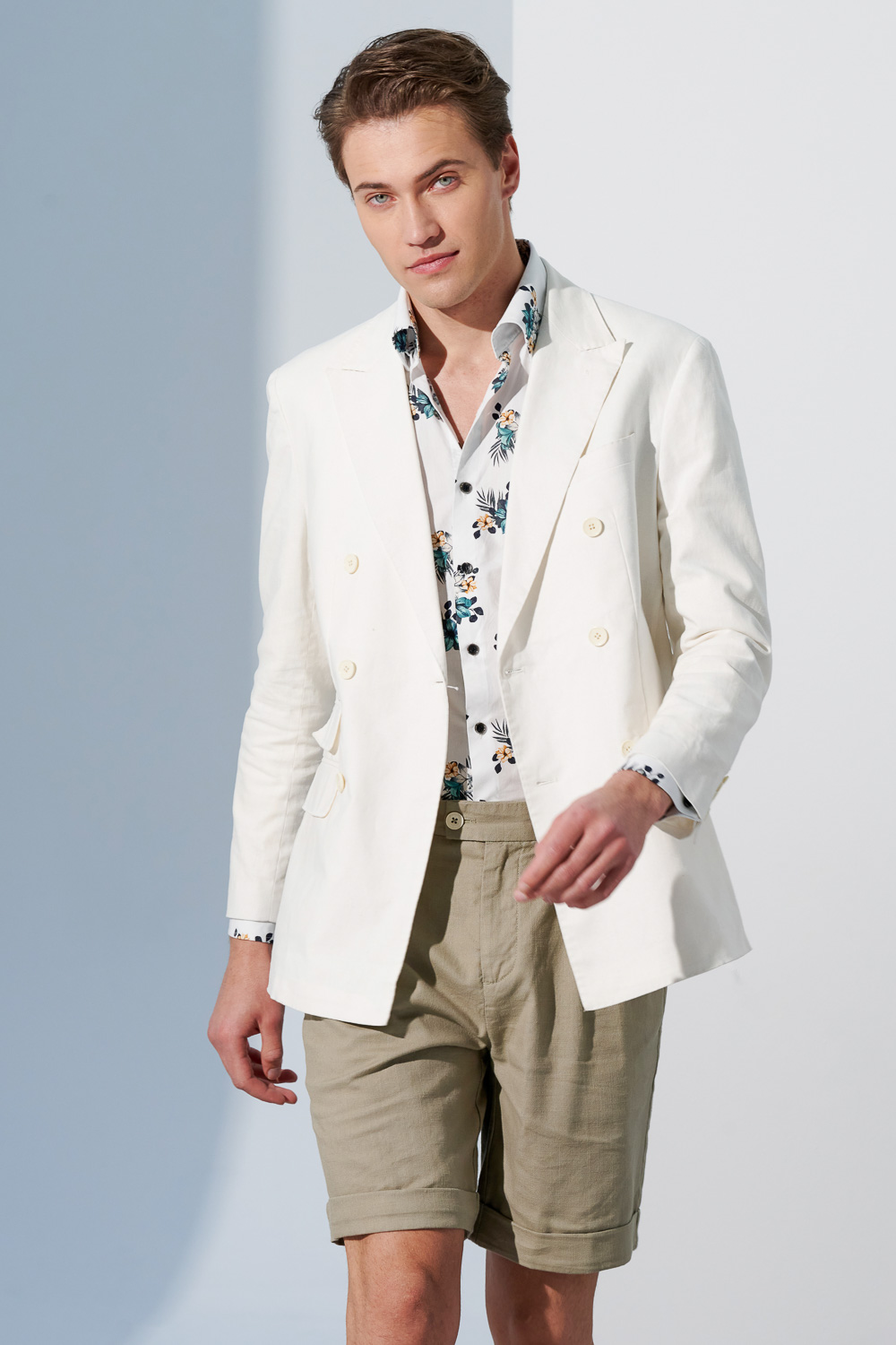 SST&C Dongli Green Loose Fit Cotton and Linen Casual Shorts | 1212303010  (Outlet)_9