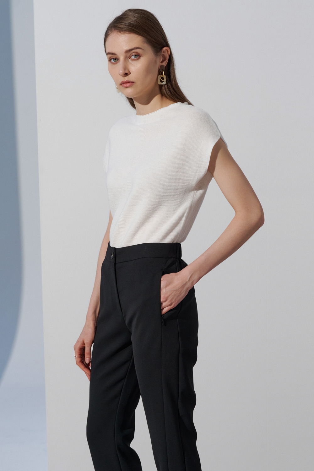 SST&C White Simple Sleeveless Sweater | 8662303001  (Outlet)_3