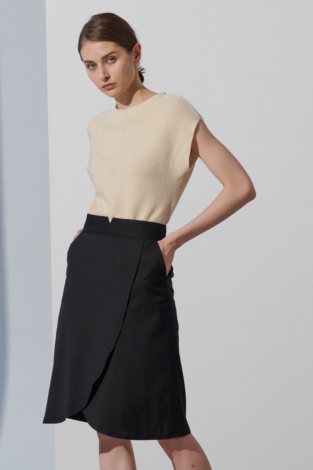 SST&C Apricot Simple Sleeveless Sweater | 8662303002  (Outlet)_1
