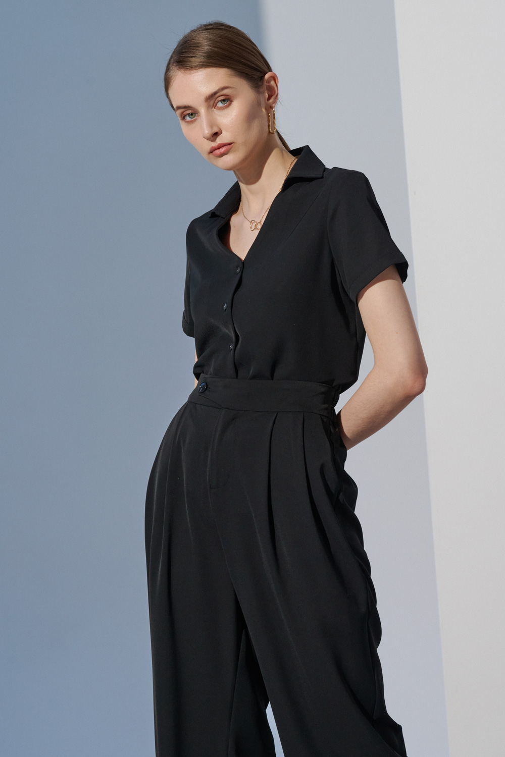 SST&C Black V-Neck Short-Sleeved Top | 7662303005  (Outlet)_3