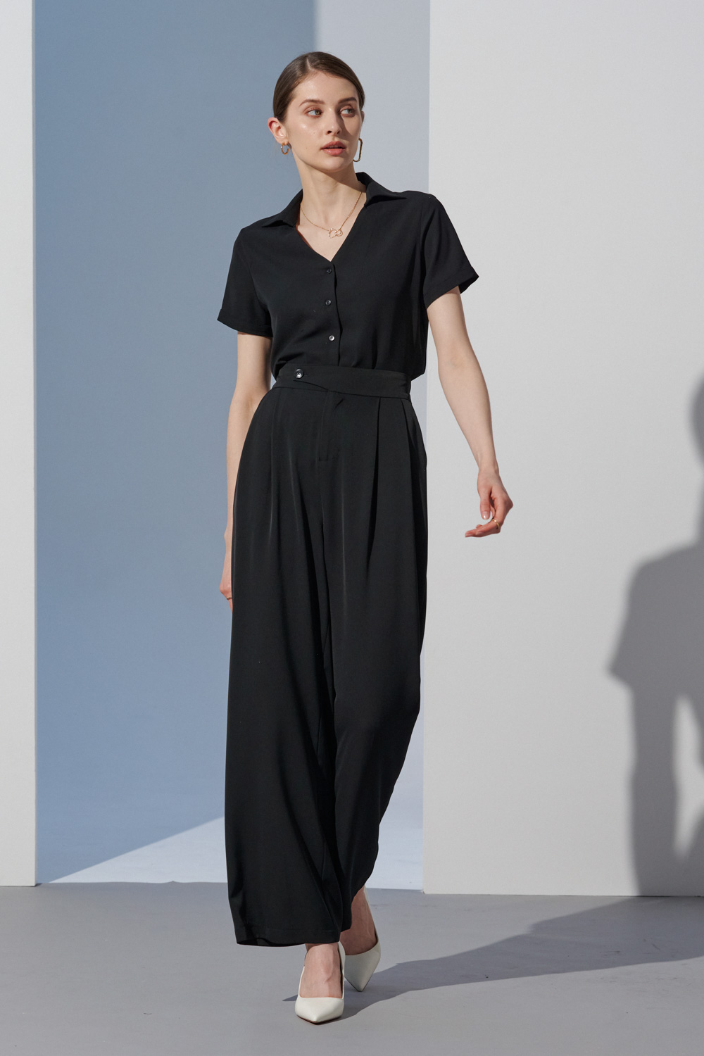 SST&C Black V-Neck Short-Sleeved Top | 7662303005  (Outlet)_4