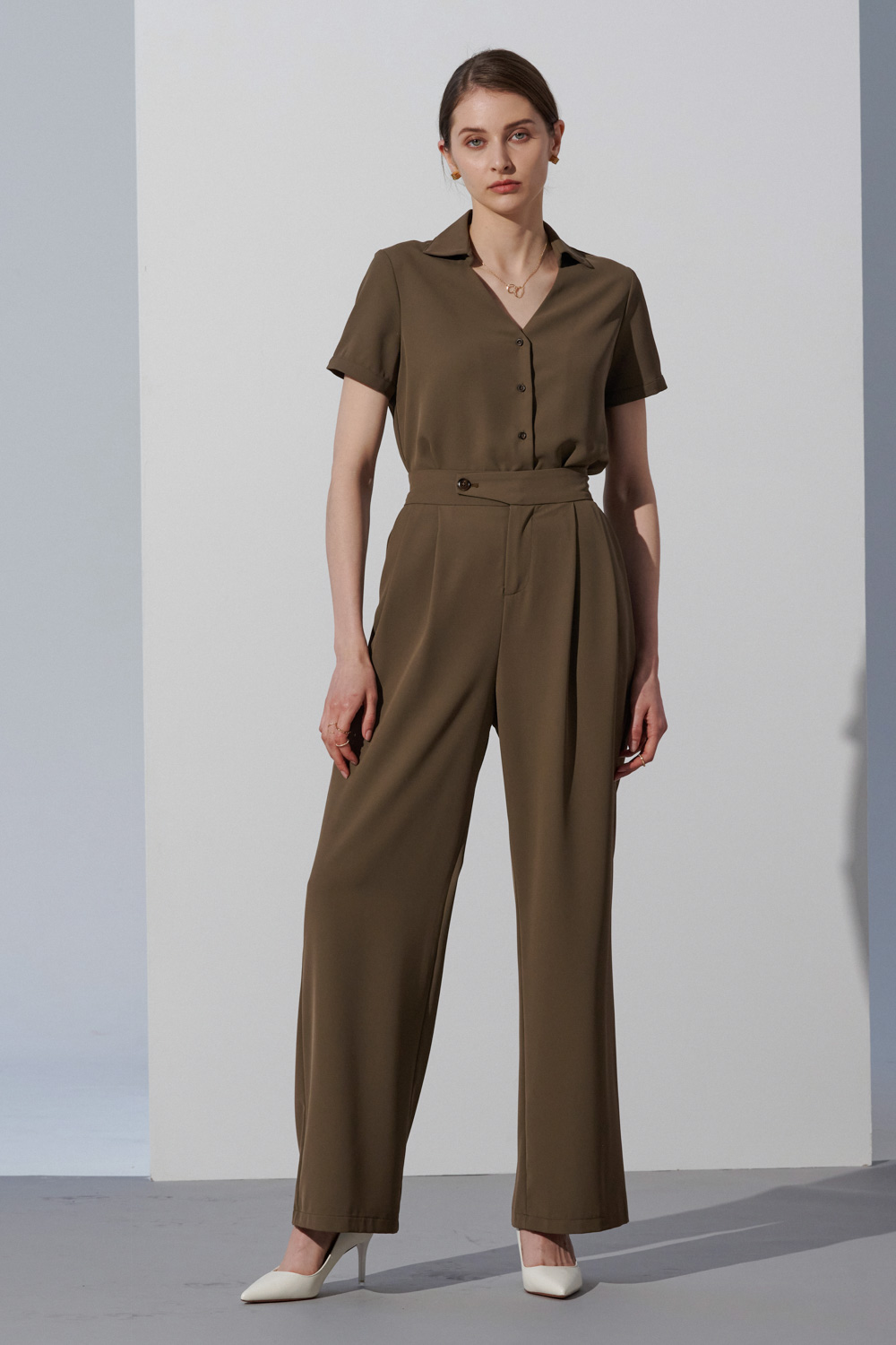 SST&C Brown High Waist Pleated Wide Trousers | 8262303004  (Outlet)_2