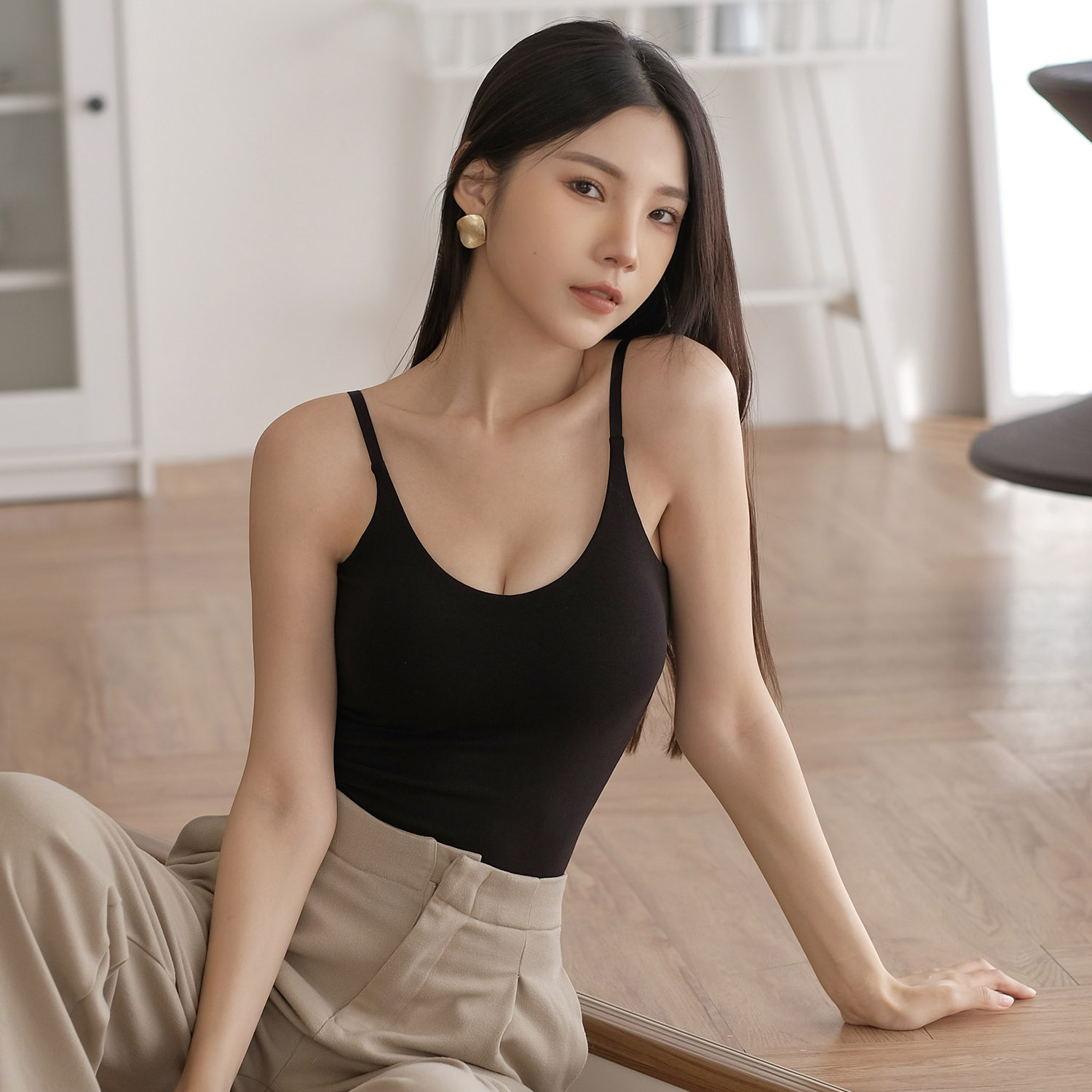 [Banana Pie]BRA TOP U領長版爆乳涼感背心-蘇拉熱黑_1