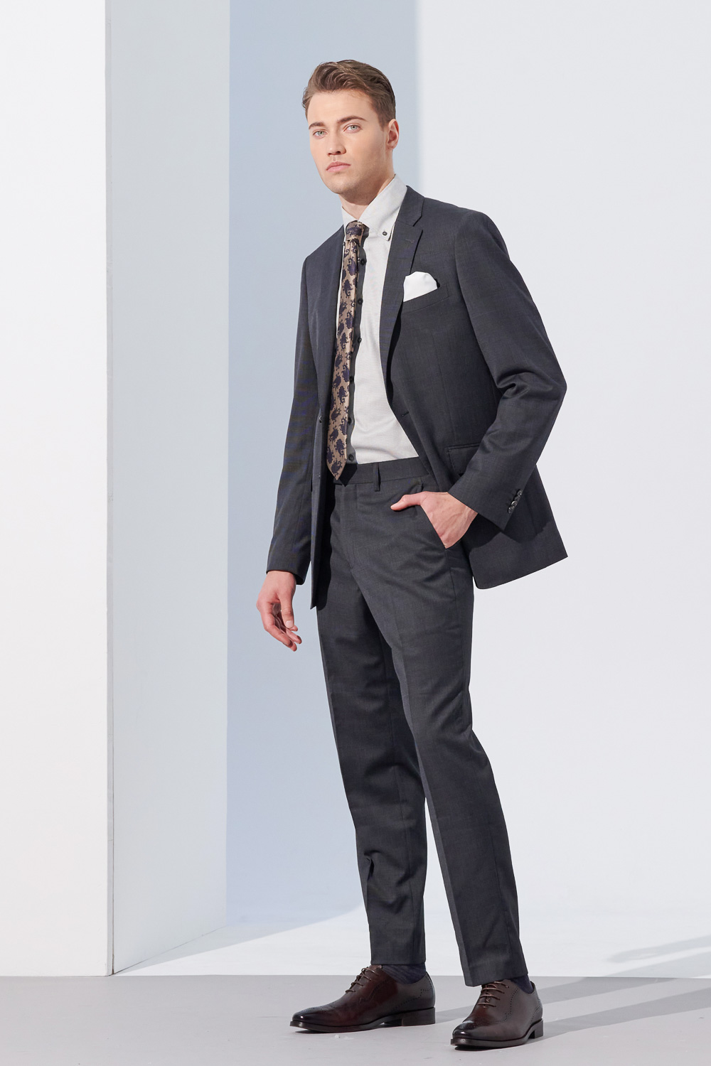 SST&C Charcoal Gray Machine Washable Classic Suit Trousers | 0212304006  (Outlet)_3
