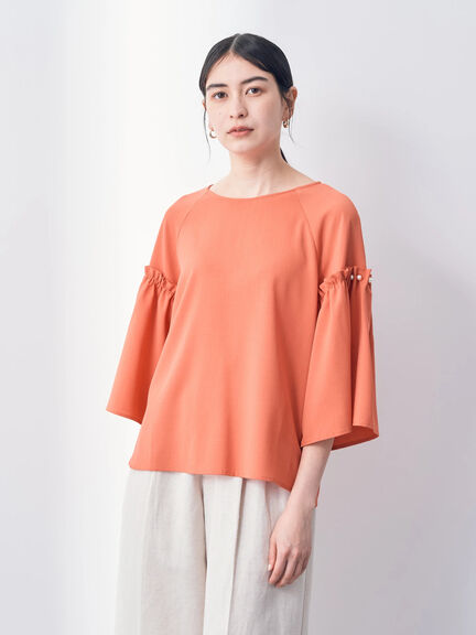 優雅珍珠拼接褶袖襯衫(7A32L0A0200) - YECCA VECCA