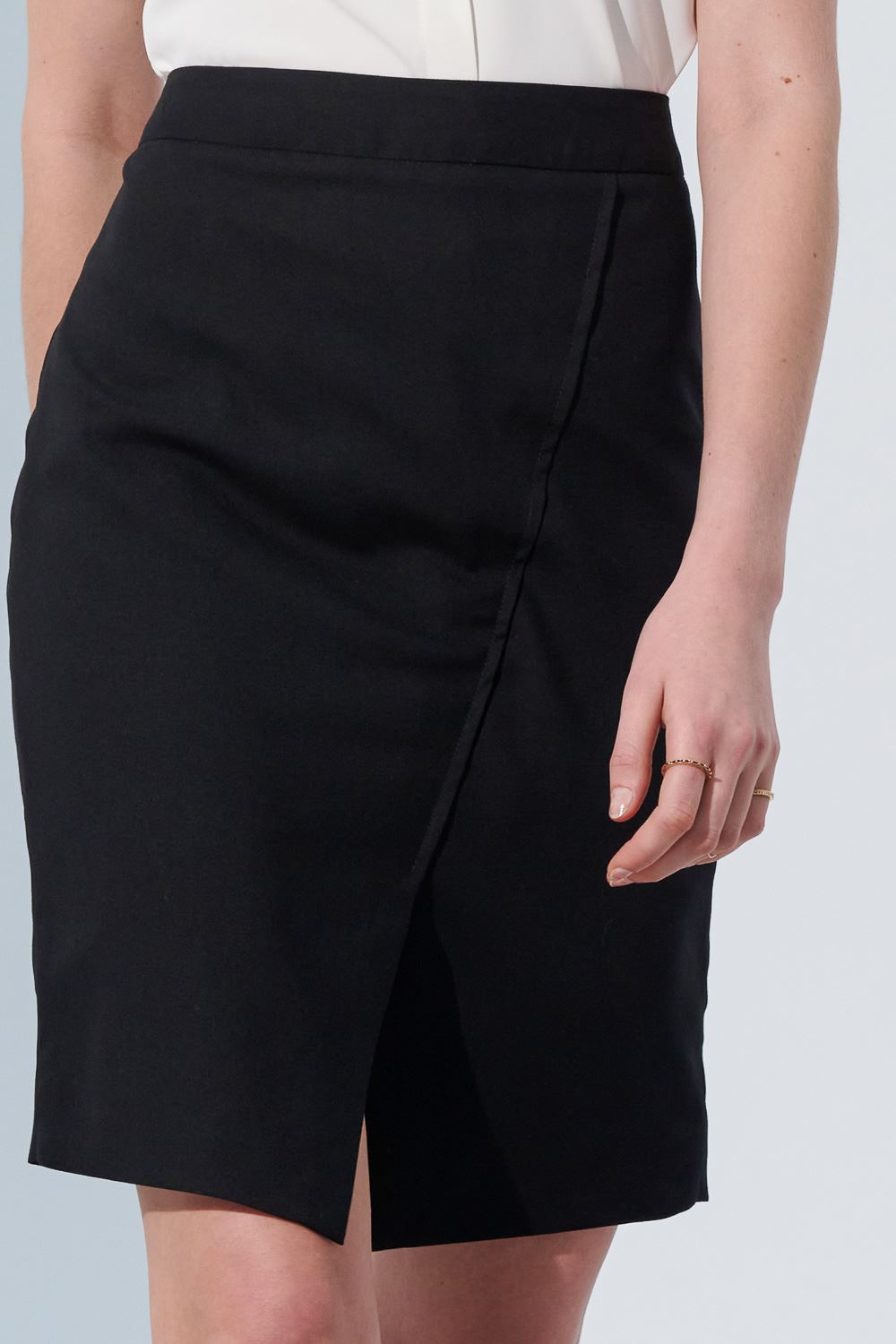 SST&C Black A-Line Skirt With Slits | 7462304002  (Outlet)_2