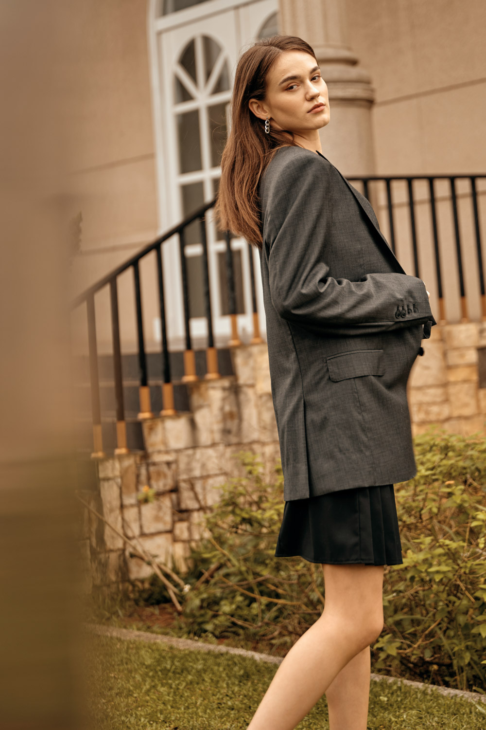 SST&C #Milan Series  Charcoal Gray Textured Slim Fit Suit Jacket | 0112304003  (Outlet)_3