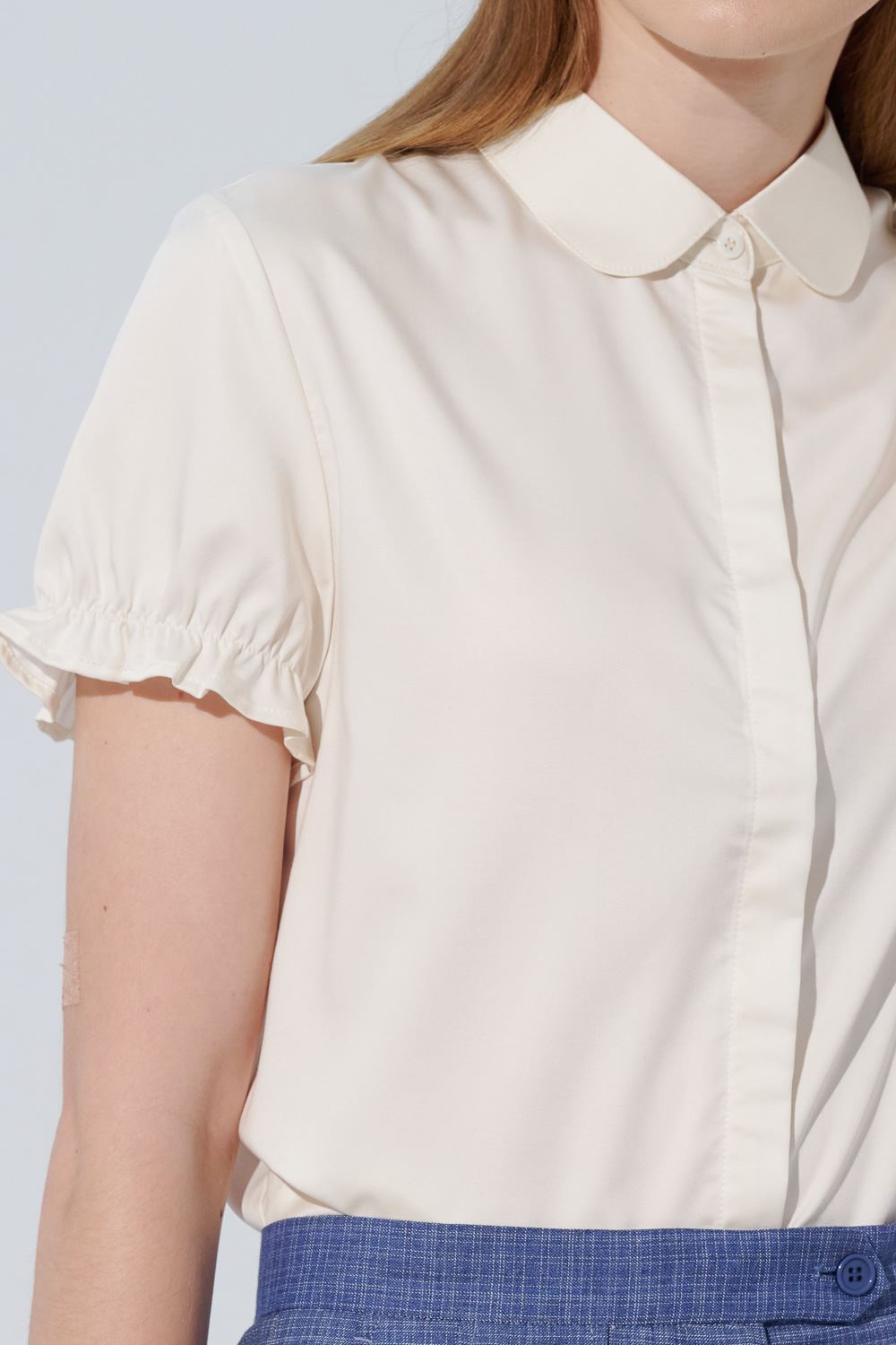 SST&C White Short-Sleeved Shirt With Ruffled Cuffs | 7562305001  (Outlet)_6