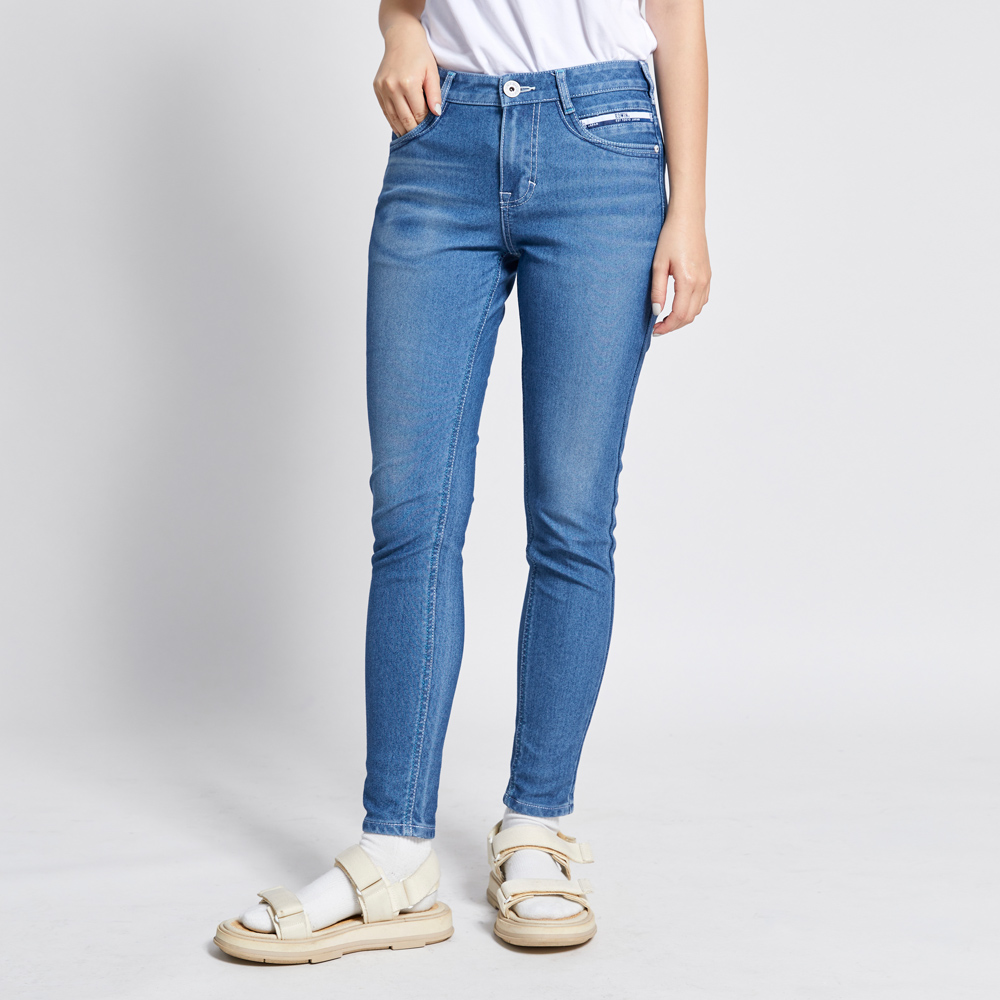 EDWIN｜JERSEYS｜女裝｜冰河玉窄管丹寧直筒迦績褲