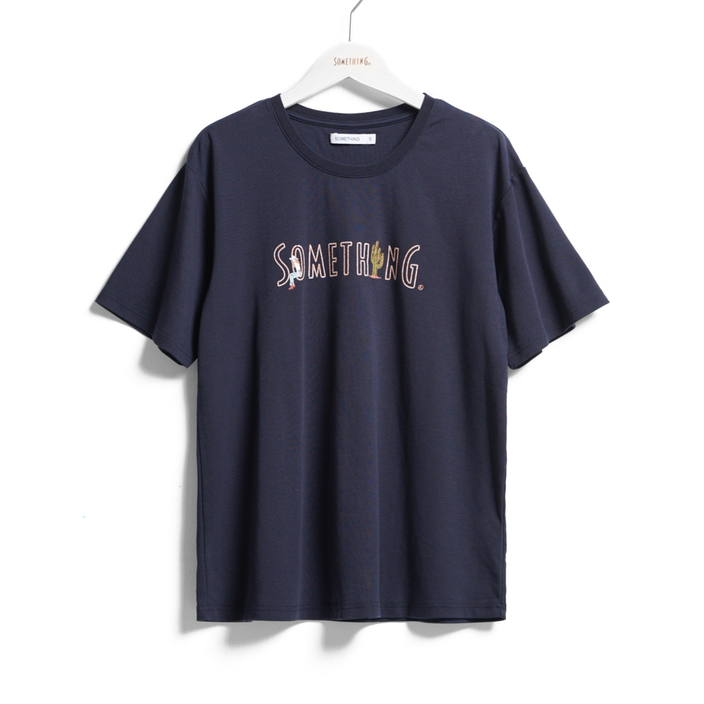 SOMETHING｜女裝｜牛仔LOGO短袖T恤