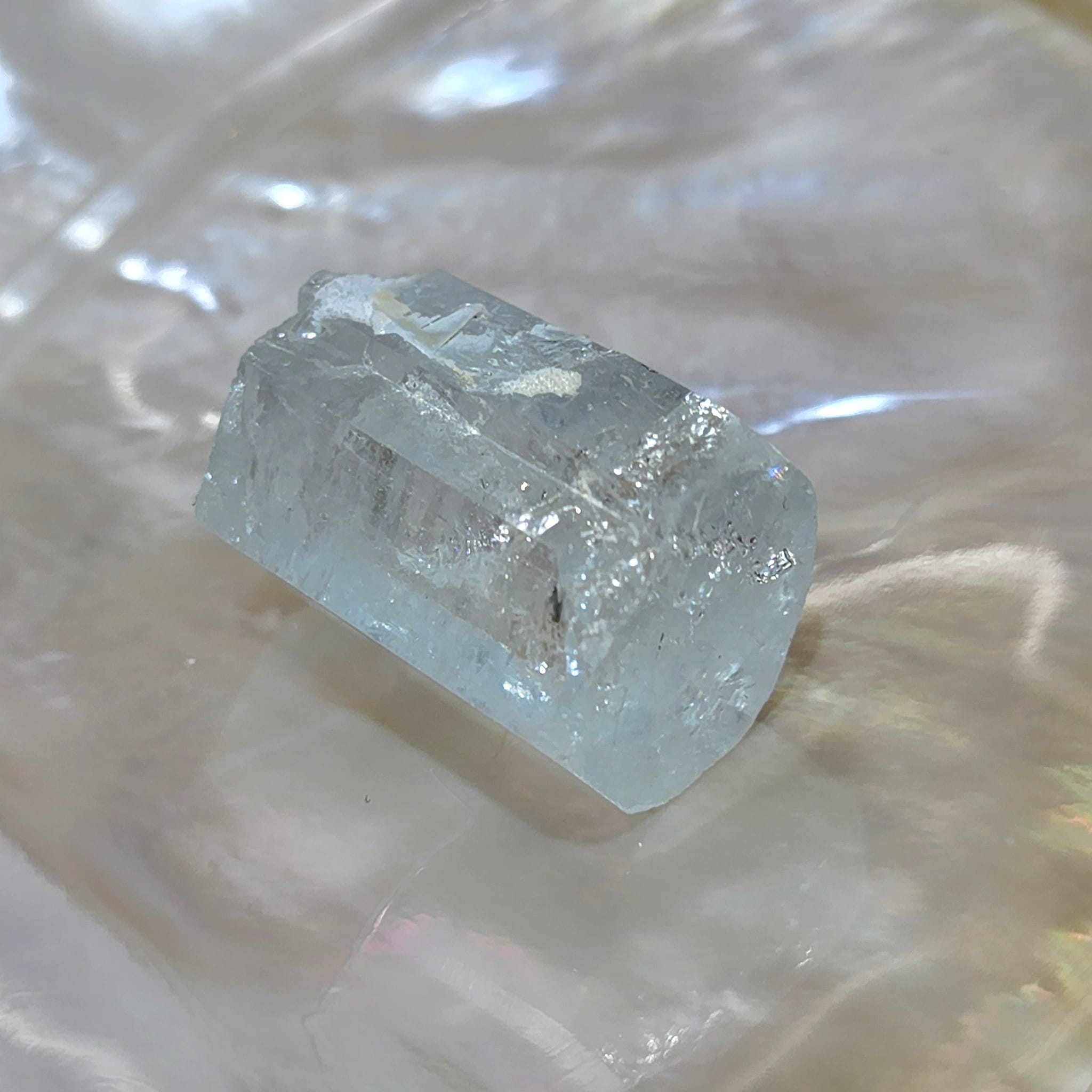 寶石級巴基斯坦海水藍寶原礦晶體230217-22號 ~好人緣、對應喉輪、增加溝通能力、也是旅行及以海維生職業的護身符~_1