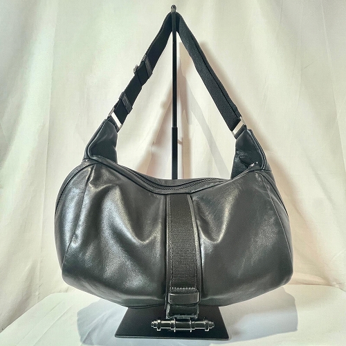 【高雄SKMPARK店】GIVENCHY/腰包//