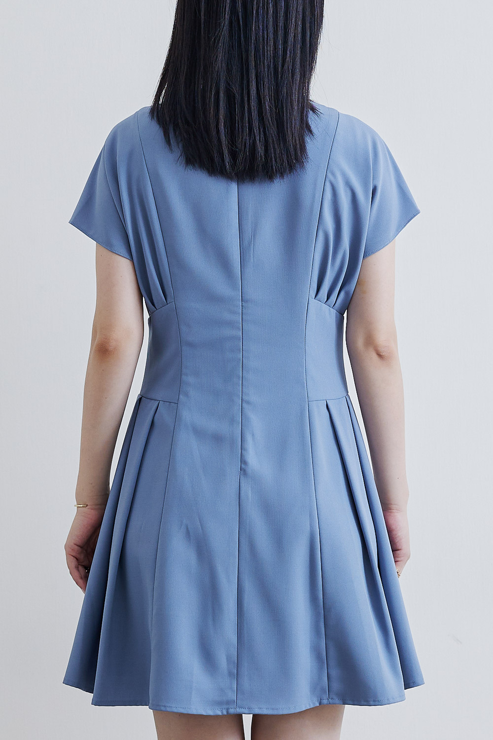 SST&C #Online Exclusive  Round Neck Pleated Dress | 8562104002  (Outlet)_5