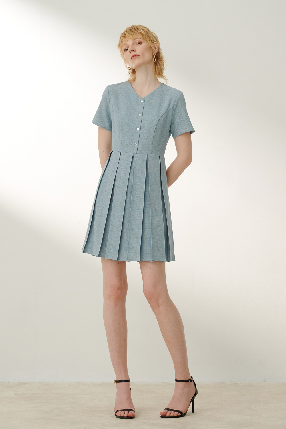SST&C Aqua V-Neck Pleated Dress | 8562306001  (Outlet)_2
