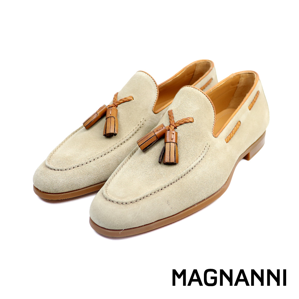 【MAGNANNI】流蘇綁帶造型帆船鞋 杏色(24386-AVE)