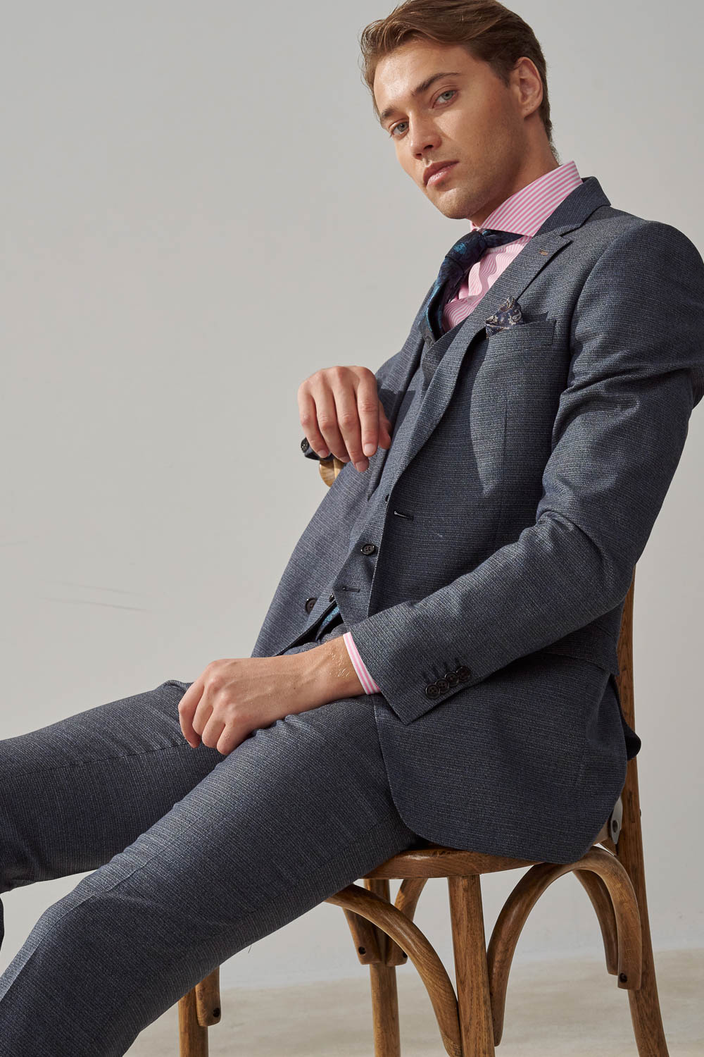 SST&C Gray Textured Tailor Fit Trousers | 0212308002  (Outlet)_5