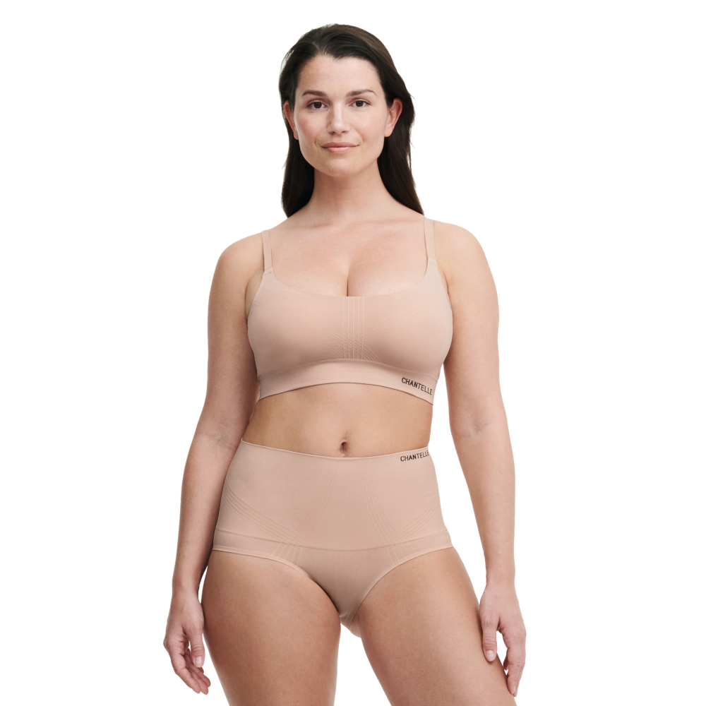 【Chantelle Lab】有襯墊無痕內衣>S-XL>膚色(10U10_00Q)【Smooth Comfort】_3