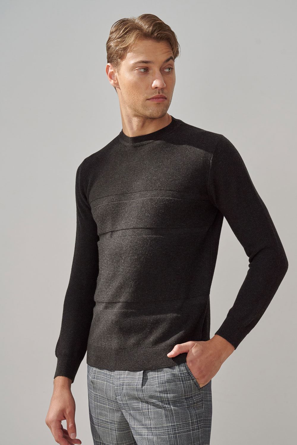 SST&C Lava Dark Gray Horizontal Textured Sweater | 1112309008  (Outlet)_1