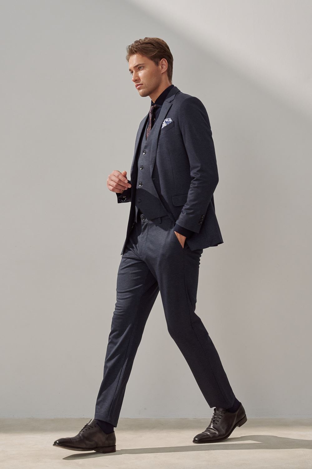 SST&C Navy Check Pattern Elastic Comfortable Slim Fit Casual Trousers | 1212309001  (Outlet)_3