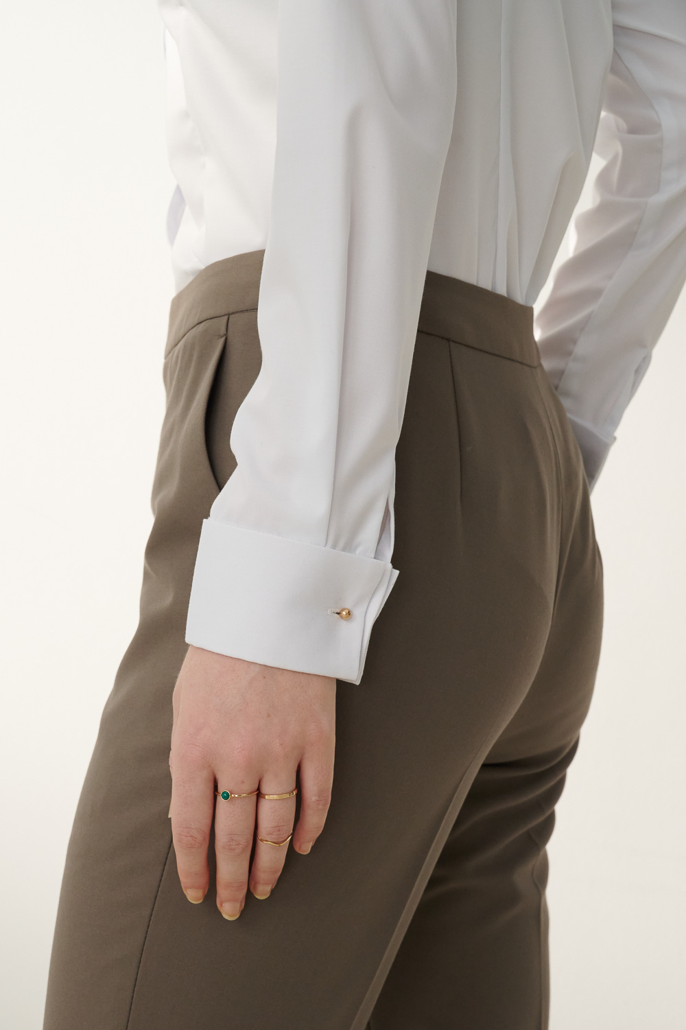 SST&C White V-Neck Metal Cufflinks Slim-Fitting Shirt | 7562309001  (Outlet)_6