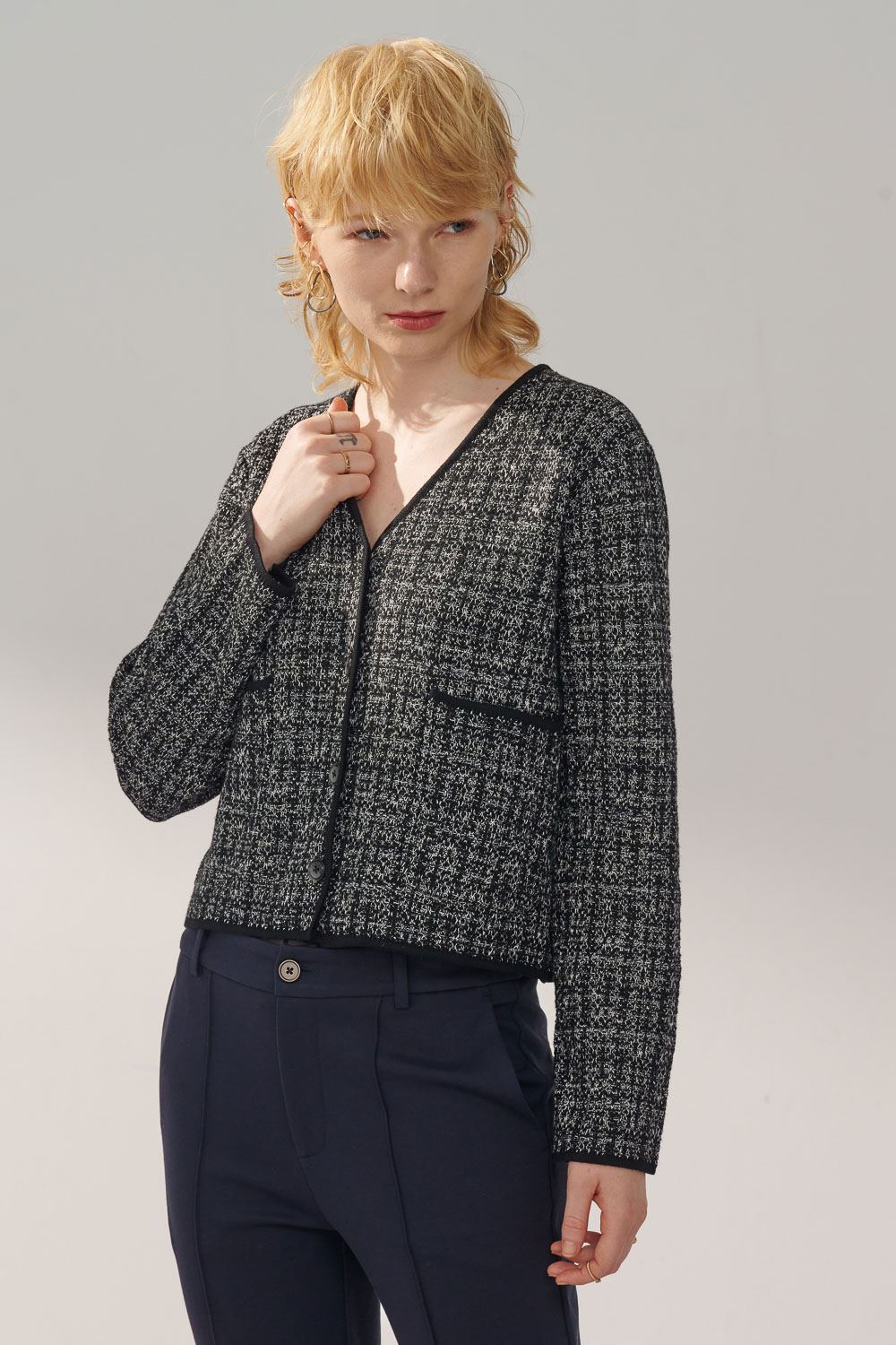 SST&C Black Tweed Cardigan Sweater | 8662309006  (Outlet)_3