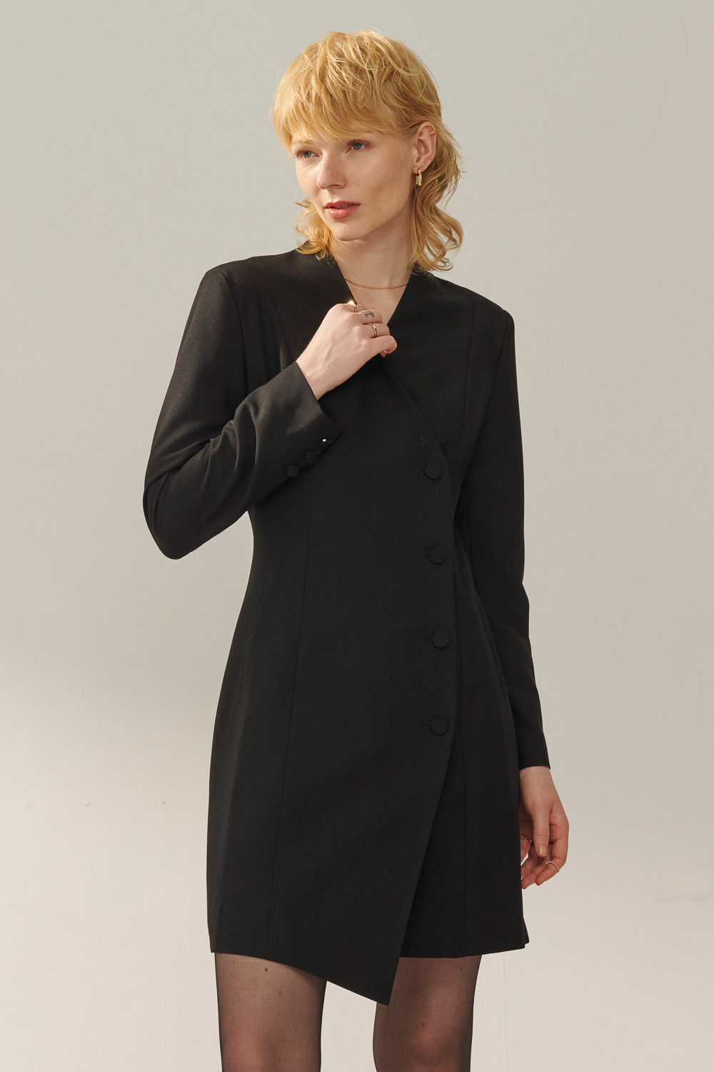 SST&C Black V-Neck Asymmetric Design Dress | 8562310002  (Outlet)_0
