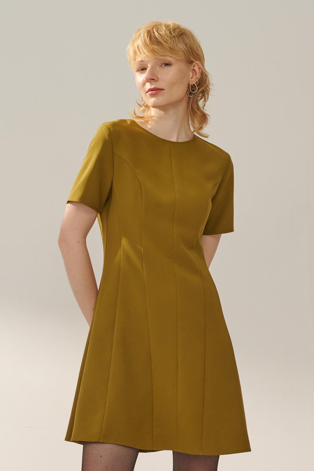 SST&C Olive Green Round Neck Slim Waist Dress | 8562310005  (Outlet)_0